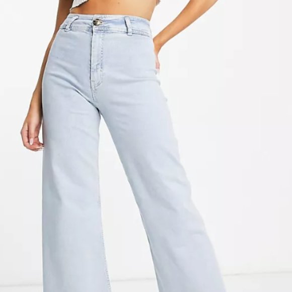 Stradivarius minimal wide leg cropped jean in light wash - Picture 1 of 2